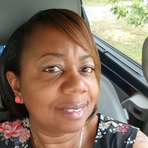 Meet your Posher, Marcia